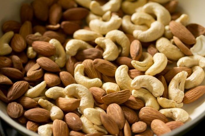 health benefits of pee nuts